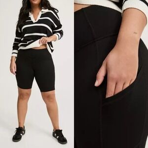 Torrid Active 8" Black Bike Shorts Womens Size 6X Athletic Minimalist Summer